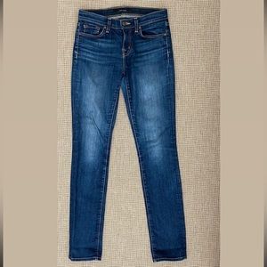 J Brand | Dark Vintag Jeans • 26